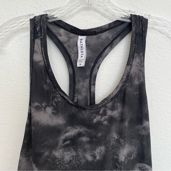 Athleta women’s tank top size 1X tie dye racerback printed black - Picture 3 of 11